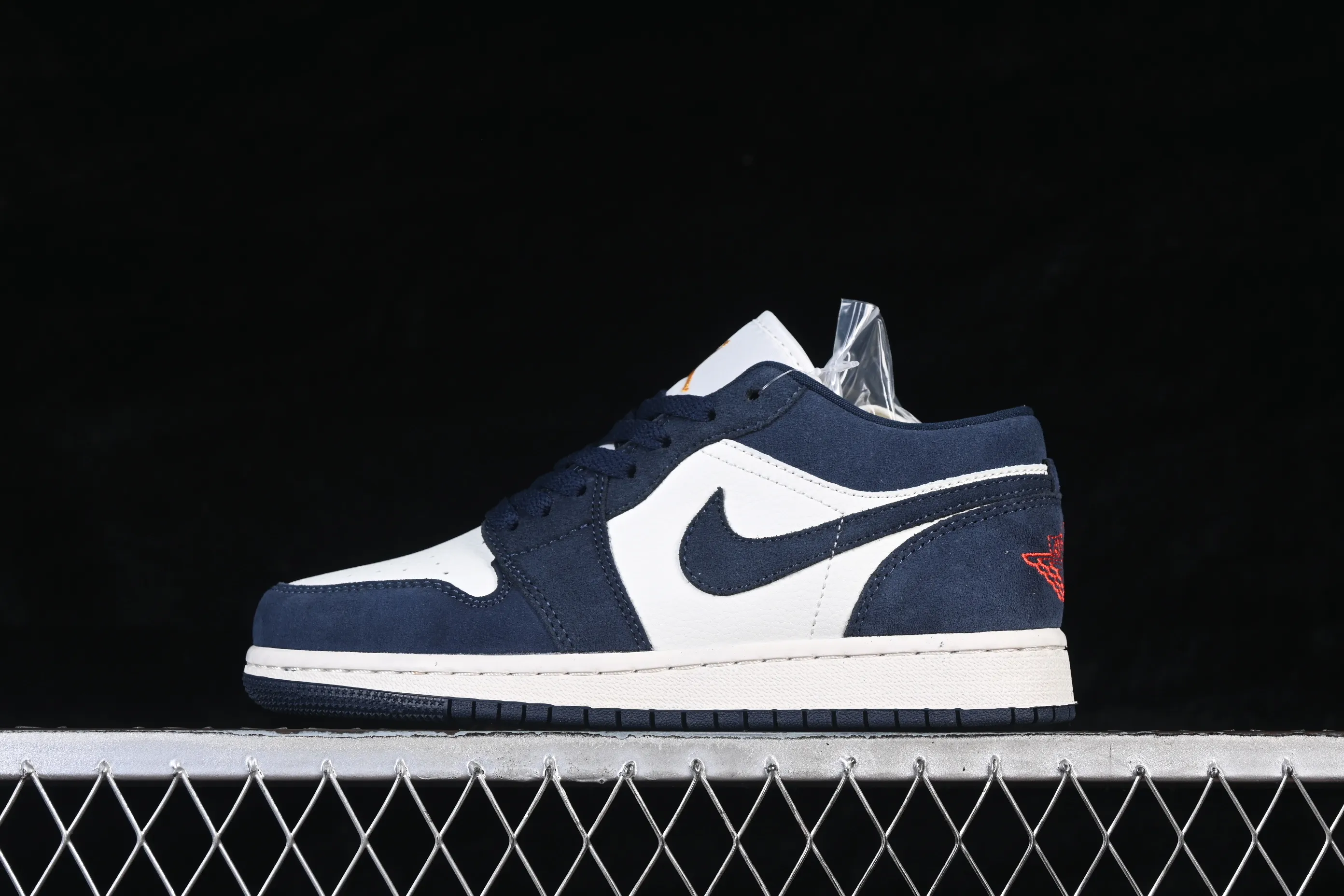 All categories Air Jordan Jordan series basketball shoes Air Jordan 1 Low Air Jordan 1 Low AJ1 Joe 1 Obsidian low-top cultural and casual sneakers IO7448-400
